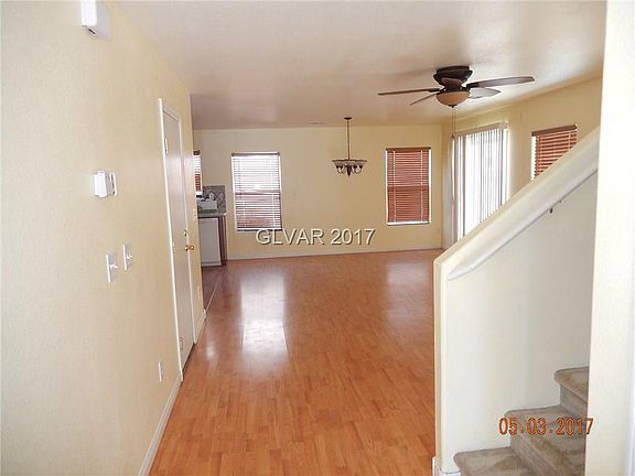 2nd image of 178 Gilliflower Ave #0