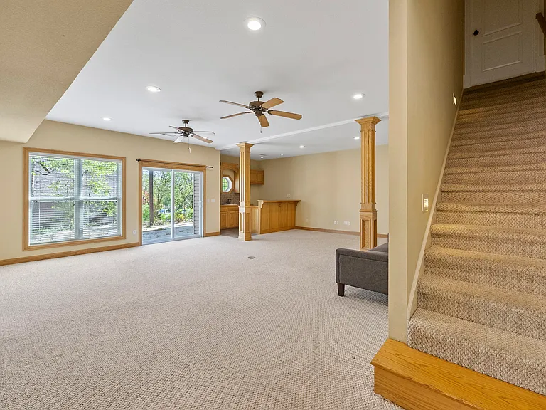 3902 NE Cadbury Ave — Photo 43