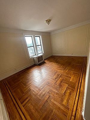 5th image of 80-16 Park Ln S #3B