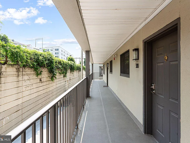 2 Leverington Ave #38 — Photo 23