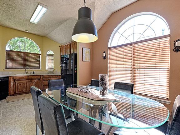 4th image of 8716 San Joaquin Trl