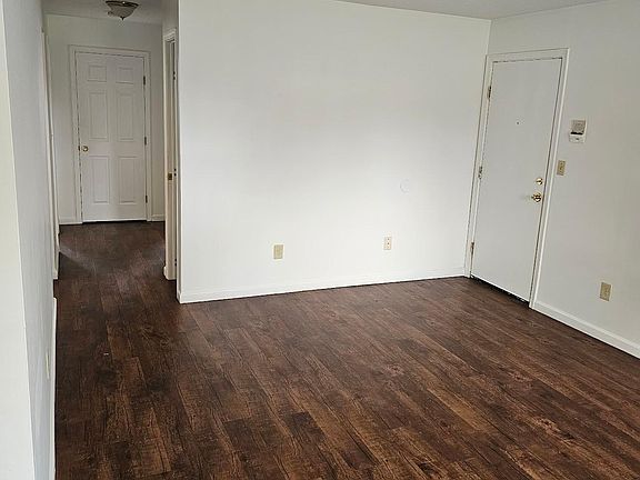 5th image of 7415 West Blvd APT 3