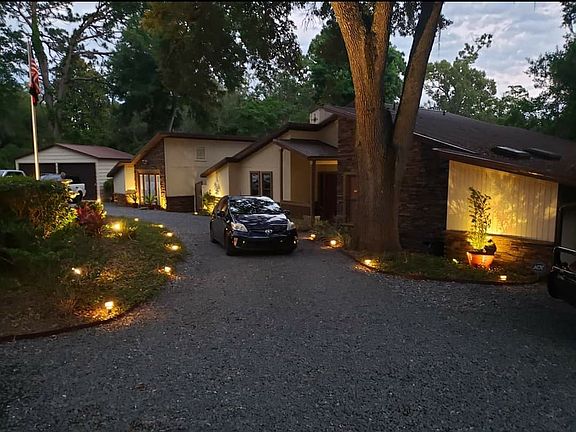 2nd image of 3142 SE 8th St