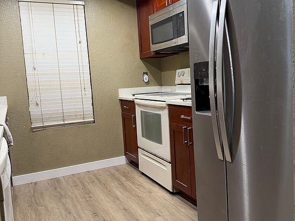 3rd image of 6707 204th St SW APT C102