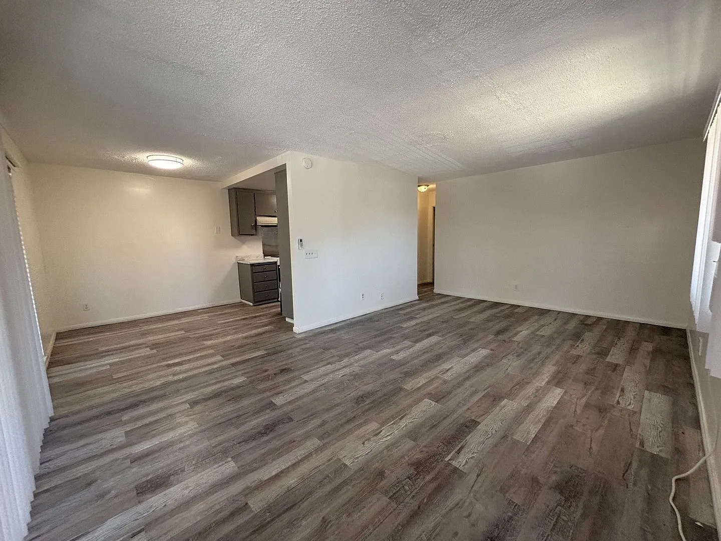 21301 Lakeshore Dr. #8 — Photo 3
