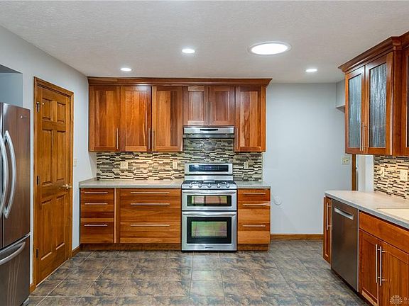 5th image of 2609 Walford Dr