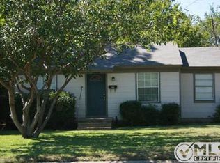 1409 Long Ave, River Oaks, TX 76114
