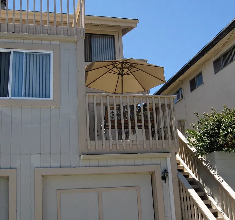 34105 El Encanto Ave