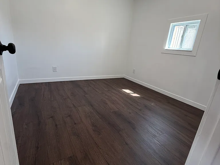 5862 Oneida St — Photo 9