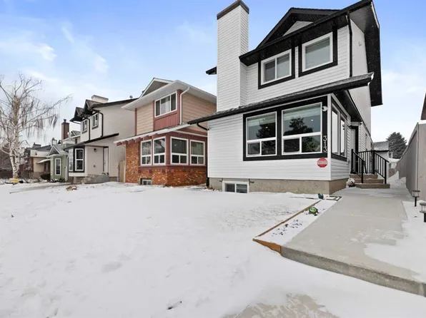 313 E Falwood Way NE, Calgary, AB T3J 1A9