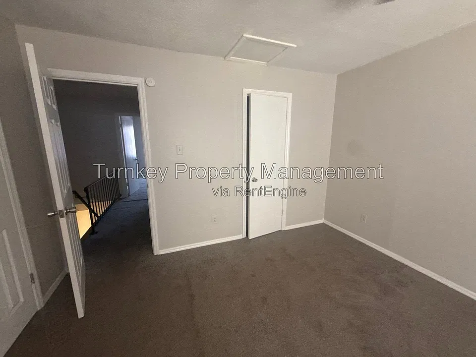 1700 Sanford Dr