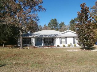 22 Sanders Cir, Homosassa, FL 34446