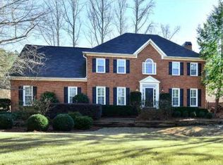 918 Forest Pond Dr, Marietta, GA 30068