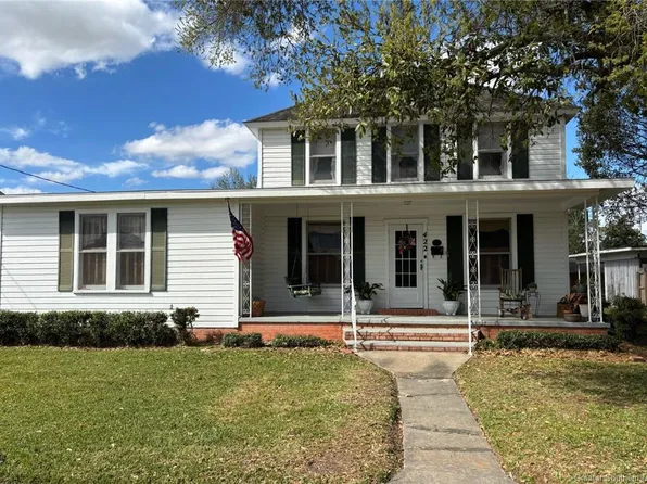 422 E Nezpique St, Jennings, LA 70546
