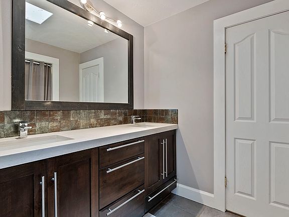 4th image of 2966 E Lake Mary Dr