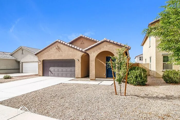 35494 W San Capistrano Ave — Photo 2