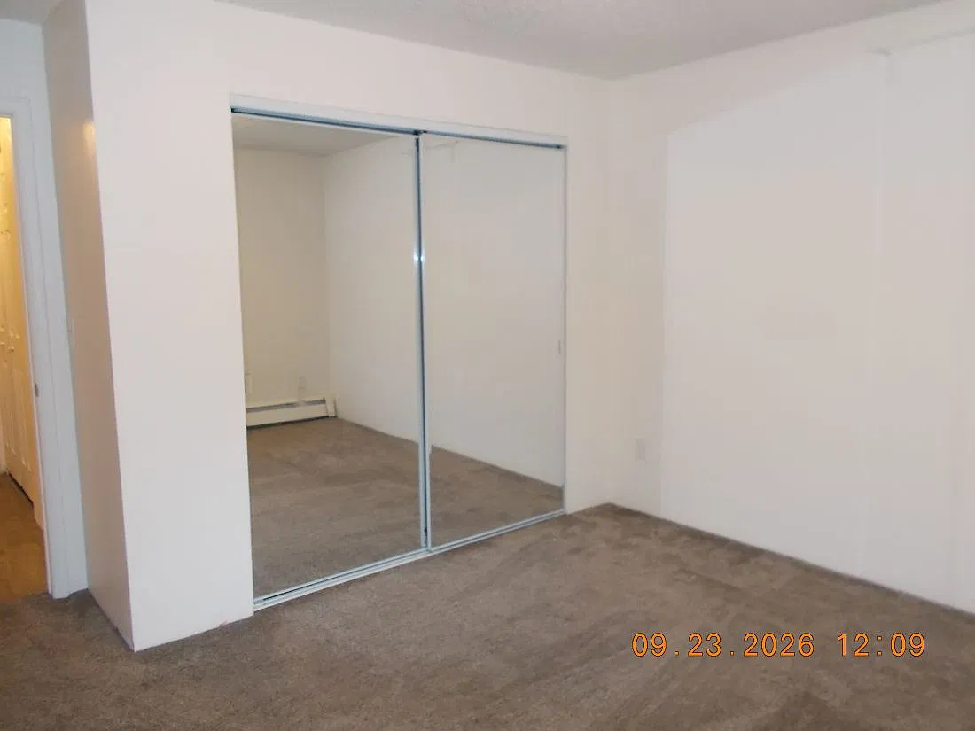 2 bed, 900 sqft, $1,650 — Photo 3