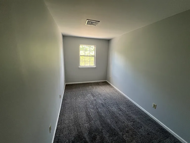 44 S Lansdowne Avenue — Photo 16