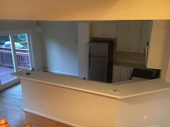 4th image of 606 Hatchers Run Ct