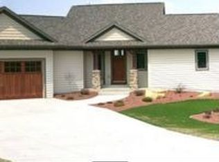 11130 W Golf Cir, Janesville, WI 53548