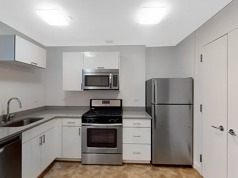 605 W 161st St #C — Photo 4
