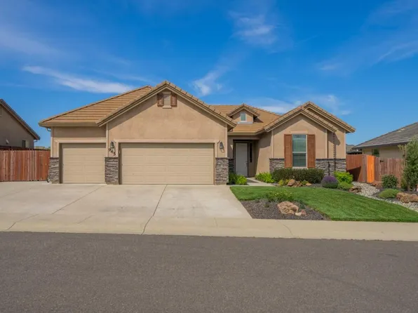 945 Katmai Pl, Redding, CA 96001