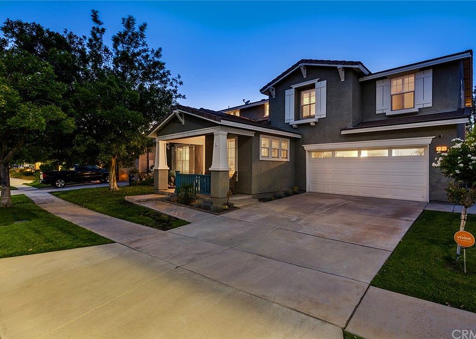 1st image of 725 White Mountain Cir