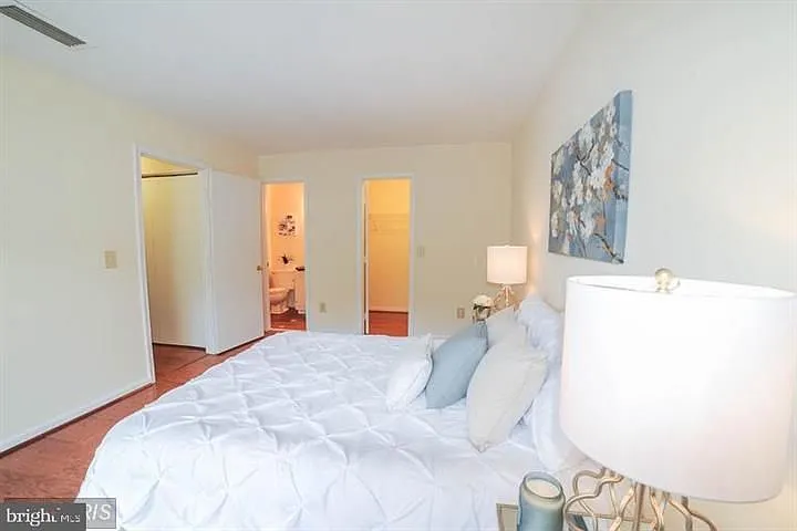 14901 Rydell Rd #304 — Photo 13
