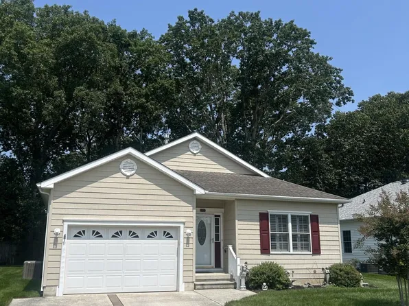 62 Wynndemere Ct, Cape May Court House, NJ 08210