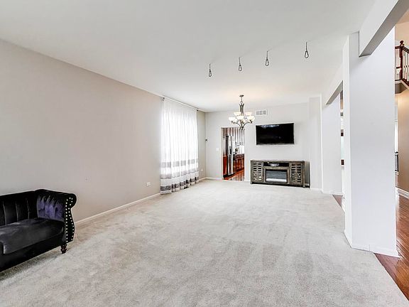 5th image of 1361 Brentwood Trl