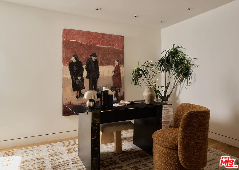 4 bed, 4.0 bath, 3472 sqft, $23,000 — Photo 4