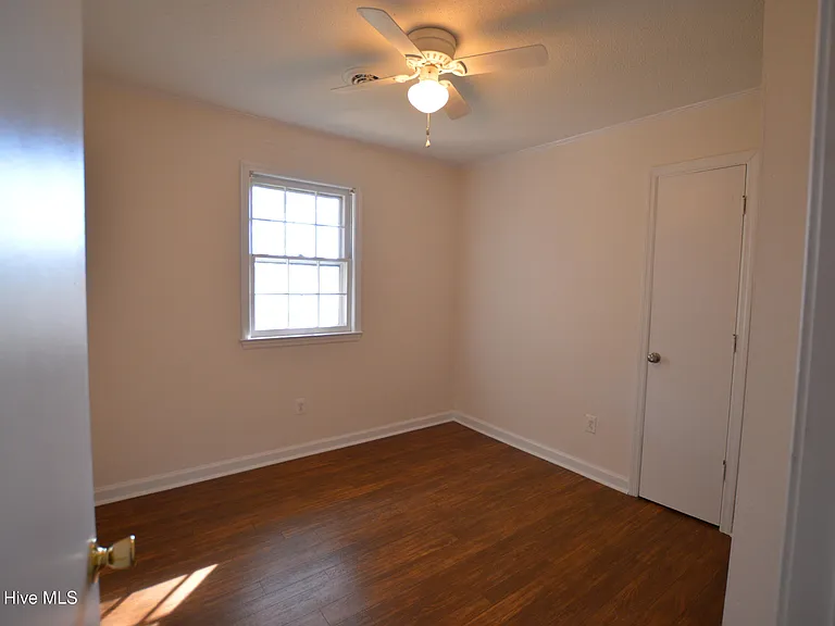 321 Dell Brock Rd — Photo 17