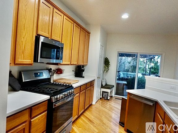 5th image of 47308 Sterdley Falls Terrace End