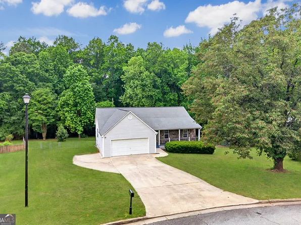 838 Burton Ridge Dr, Loganville, GA 30052
