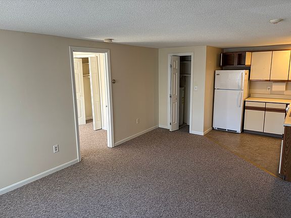 2nd image of 2 N Winchester St #F