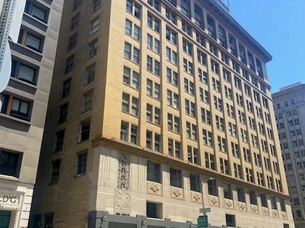 215 W 7th St APT 902, Los Angeles, CA 90014