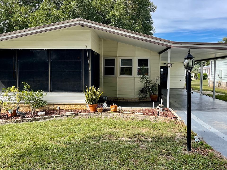 1st image of 608 Hickory Hl