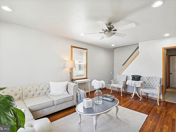 4th image of 211 Linda Ave