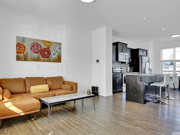 4th image of 3257 Chuka Blvd