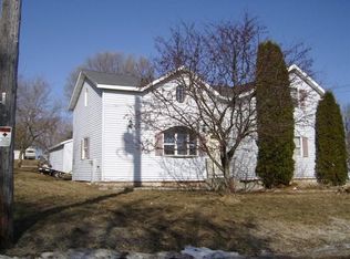 525 E Breed St, Chilton, WI 53014