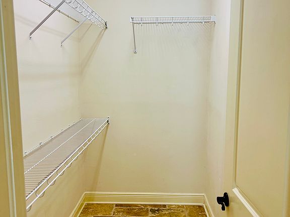 5th image of 4607 W Longfellow Ave #1