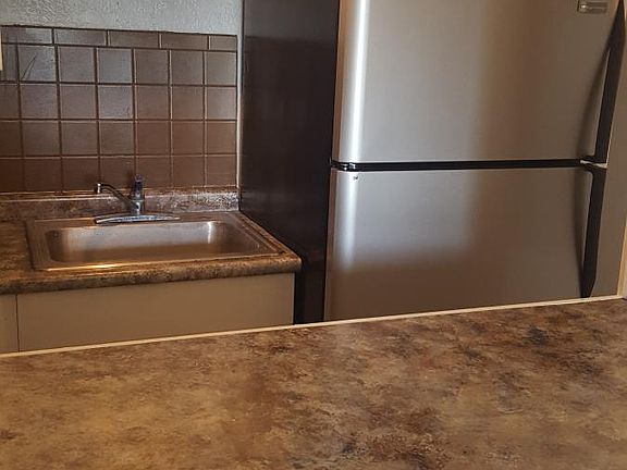 5th image of 3722 Baltimore Ave #2