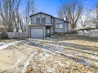 549 Blossom Field Rd, Fountain, CO 80817
