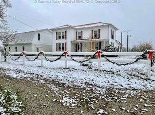 30482 Charleston Rd, Leon, WV 25123