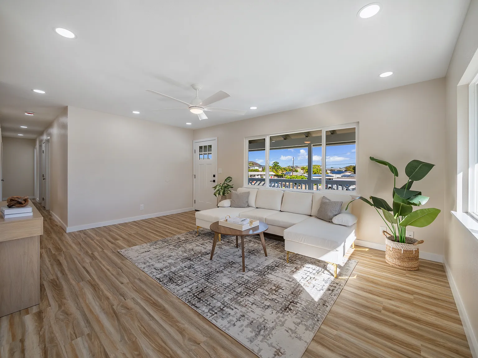 5 bed, 1800 sqft, $8,000 — Photo 4