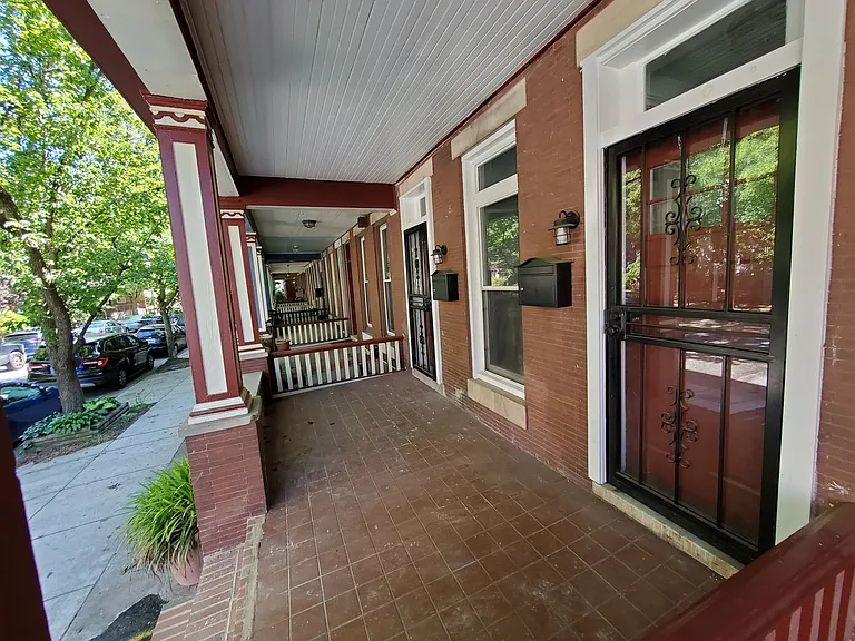 2744 Maryland Ave — Photo 4