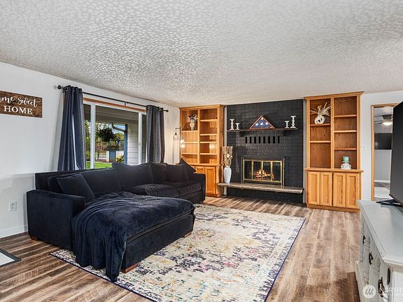4th image of 4915 NE 199th Street