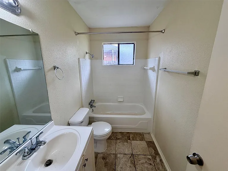 15811 Nutcracker Ct — Photo 24
