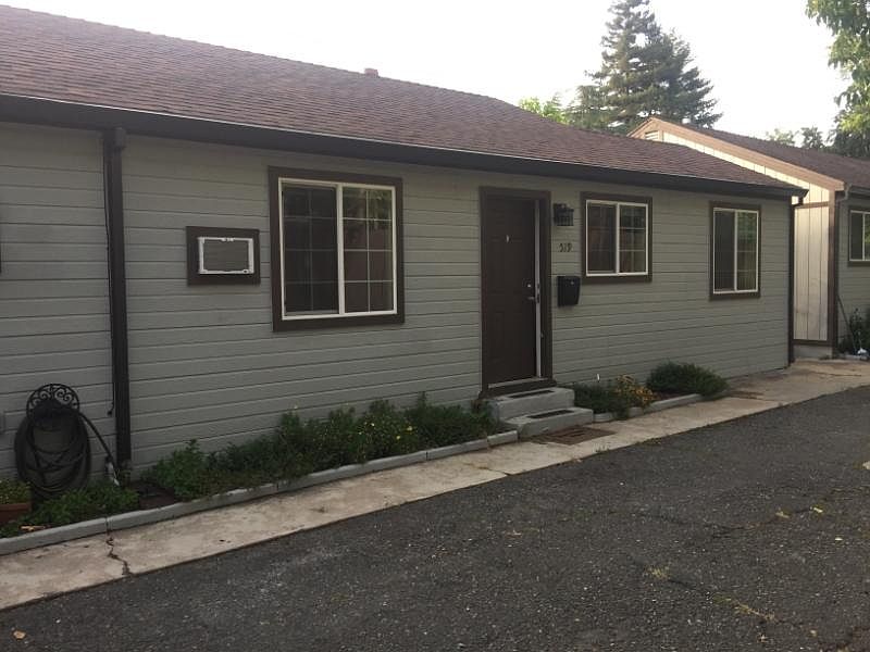 1st image of 517 Vine Way
