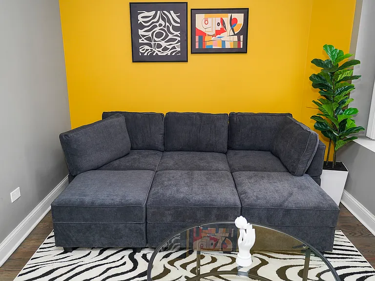 321 S Richmond St #1 — Photo 3